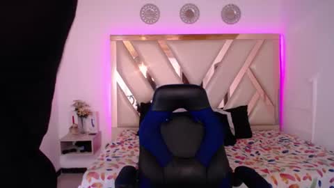 MIA online show from June 2026 12:04:02 PM