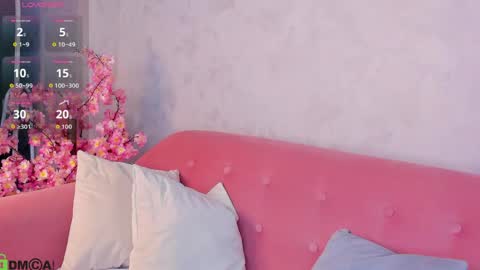 Mia online show from May 2026 12:56:02 PM