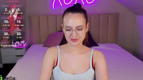 Mia online show from June 2026 11:10:01 AM