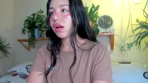 Snapshot of miaa_rose__ chatting on January 2025 09:56:01 AM Miaa online show from January 2025 09:56:01 AM