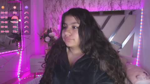 miaa_smiith1 online show from December 2024 11:40:01 AM