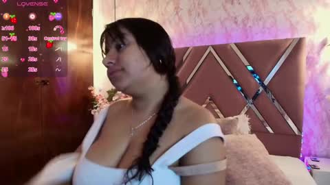 miaa_smiith1 online show from February 2025 12:11:02 PM