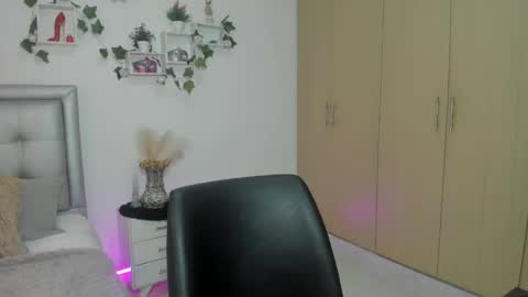 miaa_star_1x online show from June 2026 10:40:01 AM