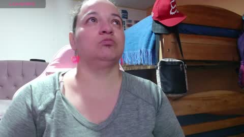 Snapshot of miaabrownn chatting on April 2026 07:05:02 PM MIA online show from April 2026 07:05:02 PM