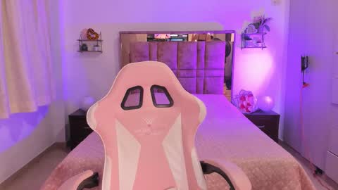 Snapshot of miaacute2 chatting on February 2026 11:24:02 PM Mia online show from February 2026 11:24:02 PM