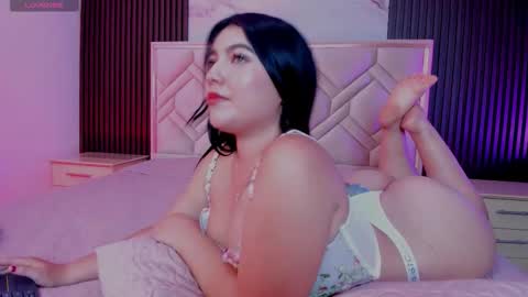 Miaa Farrel online show from October 2025 07:11:02 PM