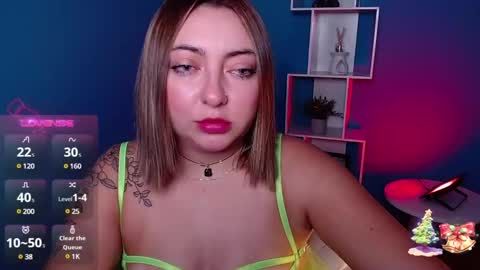 Snapshot of miaawild chatting on December 2024 06:49:01 PM Andrea online show from December 2024 06:49:01 PM