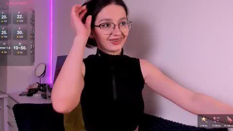 Snapshot of miabellee_ chatting on March 2026 07:21:02 PM mia online show from March 2026 07:21:02 PM