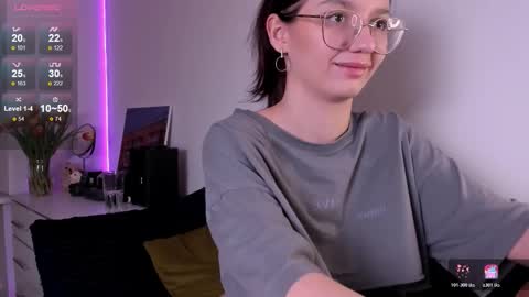 Snapshot of miabellee_ chatting on March 2026 02:04:02 AM mia online show from March 2026 02:04:02 AM