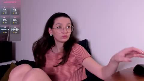 Snapshot of miabellee_ chatting on March 2026 09:10:01 PM mia online show from March 2026 09:10:01 PM