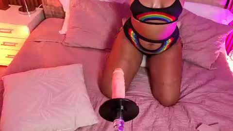 Snapshot of miablackrose chatting on July 2026 04:01:02 PM miablackrose online show from July 2026 04:01:02 PM