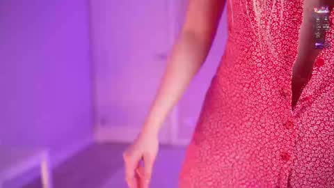 miablueye online show from April 2026 11:22:02 AM