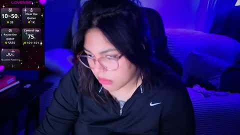 Mia online show from February 2026 02:10:01 AM