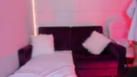 mia online show from February 2026 07:40:01 PM