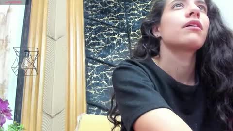MiaCours online show from April 2026 09:17:01 PM