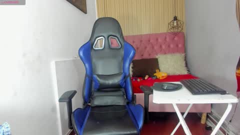 MiaCours online show from May 2026 01:31:01 PM