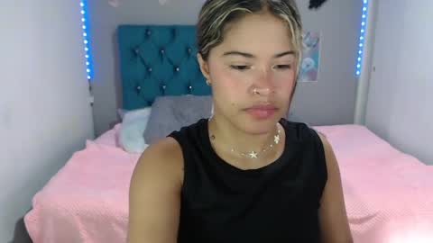 miacumgirl online show from June 2026 12:30:01 PM