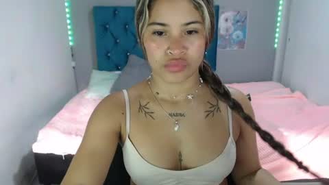 miacumgirl online show from June 2026 12:15:02 PM