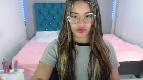 miacumgirl online show from July 2026 02:40:02 PM