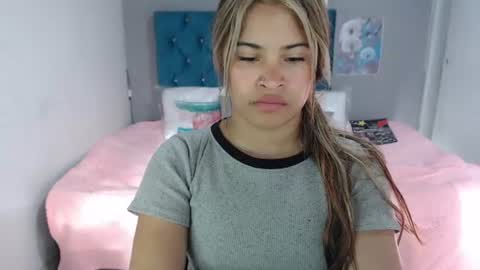 miacumgirl online show from July 2026 12:23:01 PM