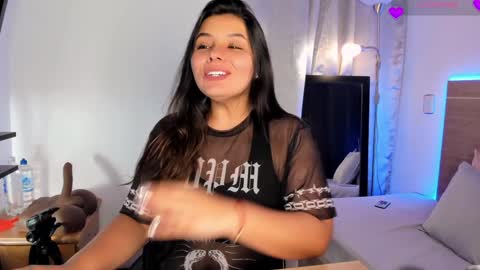 IG Yojanagomez  online show from December 2024 04:17:02 AM