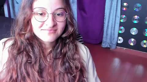 Mia online show from May 2026 04:24:02 PM