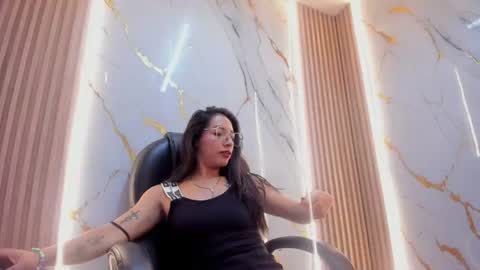 miadivinehyh online show from June 2026 02:44:02 PM