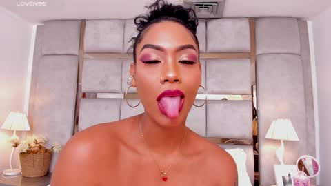 Call me Mia online show from December 2024 10:27:02 PM