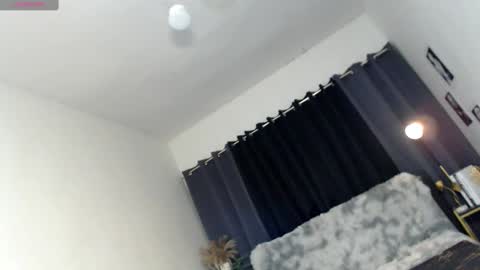 Snapshot of miafuckingwill chatting on January 2025 10:44:01 PM miafuckingwill online show from January 2025 10:44:01 PM