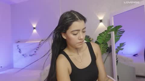Mia Gomez online show from January 2026 12:31:02 PM