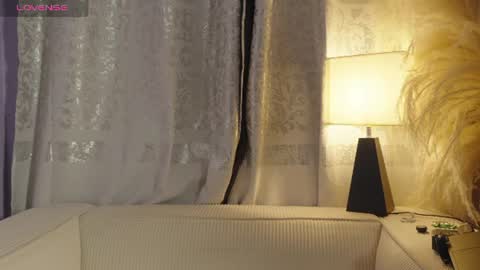 Mia Gomez online show from July 2026 02:51:01 AM