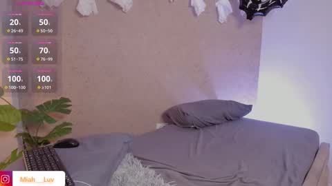 Miah online show from October 2025 08:10:01 PM