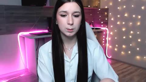 miaharrington online show from February 2026 07:14:02 PM