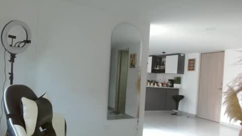 miahott19 online show from November 2025 06:17:01 PM