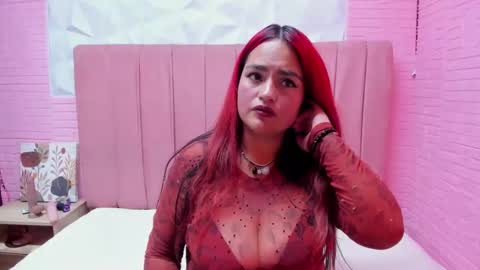 Snapshot of miahott303av chatting on October 2025 02:12:02 AM miahott303av online show from October 2025 02:12:02 AM