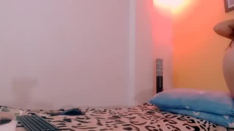 mia online show from July 2026 01:34:01 AM