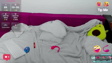 Snapshot of miakittyy chatting on March 2026 12:38:01 AM Mia Kittyy online show from March 2026 12:38:01 AM