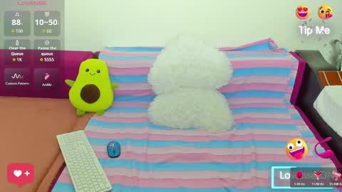 Snapshot of miakittyy chatting on March 2026 12:48:01 AM Mia Kittyy online show from March 2026 12:48:01 AM