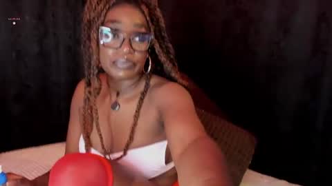 Mia online show from July 2026 01:58:33 AM