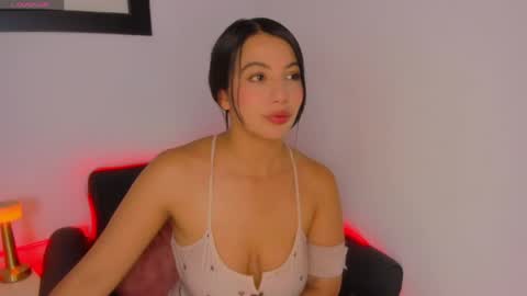 Snapshot of miakris1 chatting on May 2026 02:28:01 AM miakris1 online show from May 2026 02:28:01 AM