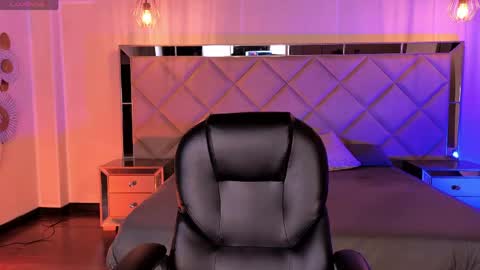 Call me Mia  online show from June 2026 07:47:01 PM