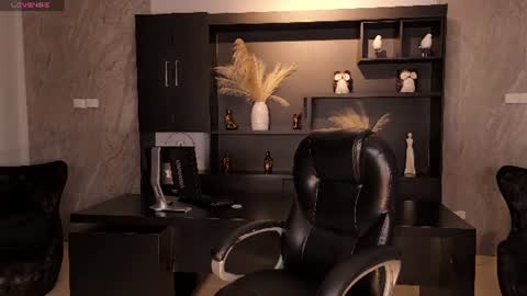 Call me Mia  online show from July 2026 06:57:02 PM