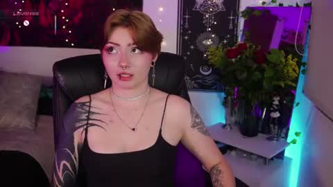 Lili online show from July 2026 02:09:01 AM
