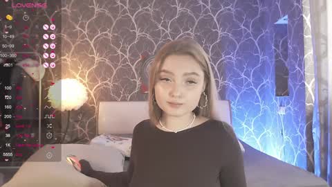 Mia online show from March 2026 09:42:02 AM