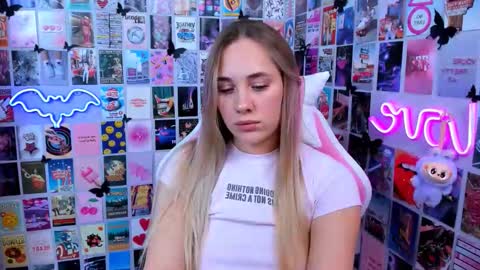 miamilas online show from October 2025 05:04:02 PM