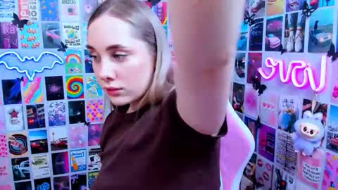 miamilas online show from March 2026 04:12:01 PM