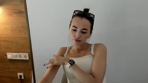 miamoll online show from July 2026 11:30:02 AM