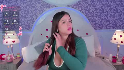 Snapshot of miamontoya chatting on March 2026 04:44:02 PM Mia -5 7001400 Follow online show from March 2026 04:44:02 PM