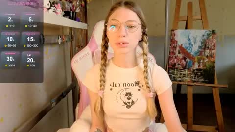 MiaMoon online show from May 2026 07:58:02 AM