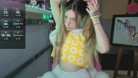 MiaMoon online show from July 2026 06:11:01 AM